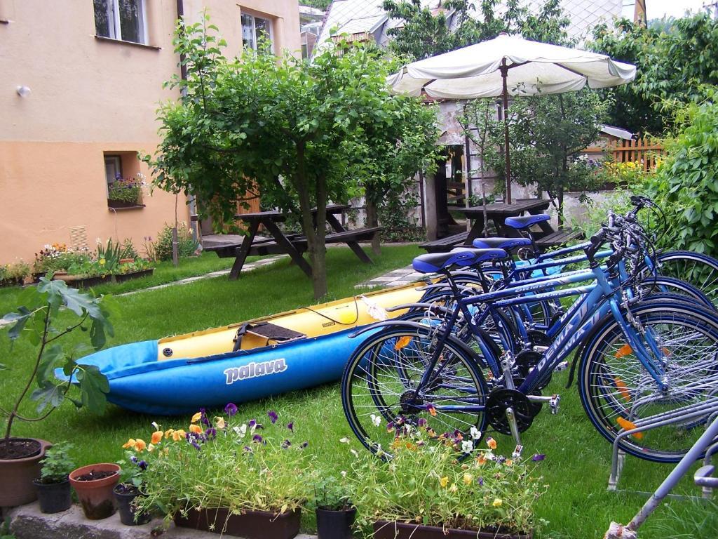 Hostel Havana Чешки Крумлов Екстериор снимка